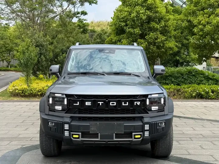 Jetour Traveller 2.0T 8AT XWD Conquer Edition