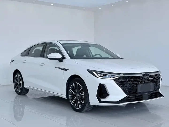 Chery Arrizo 8 1.6T DCT Shang