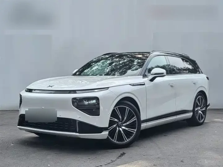 XPENG G9 725 Max Edition