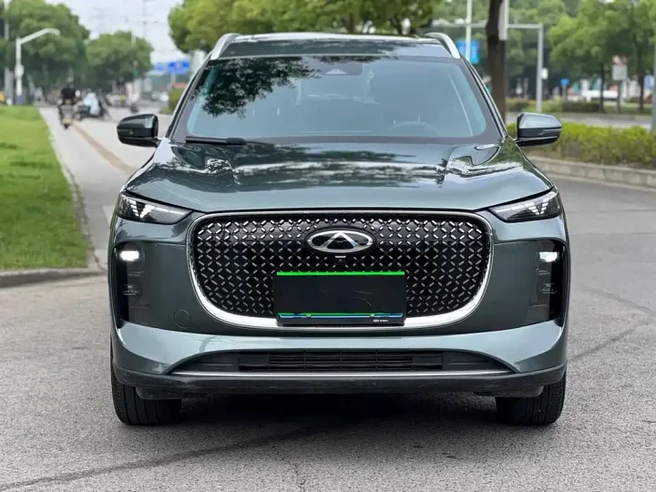 Chery Tiggo 8 Plus 290TGDI DCT Luxury Edition