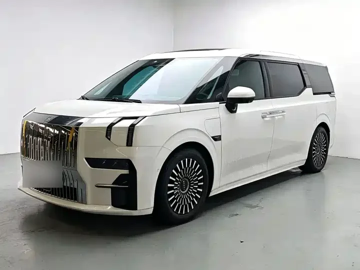 Zeekr 009 WE Edition Electric MPV