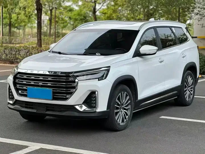 Jetour X90 Plus 1.6TD 7DCT Bieshu Edition 7-Seater