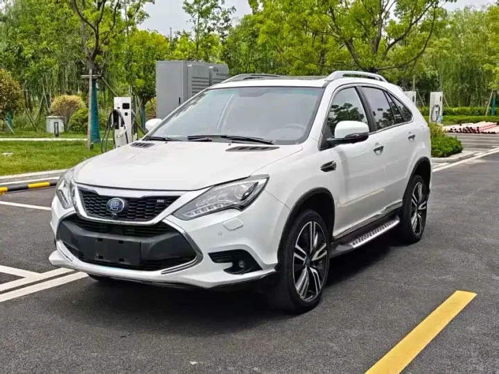 BYD Tang New Energy 2.0T Full-Time AWD Luxury Edition
