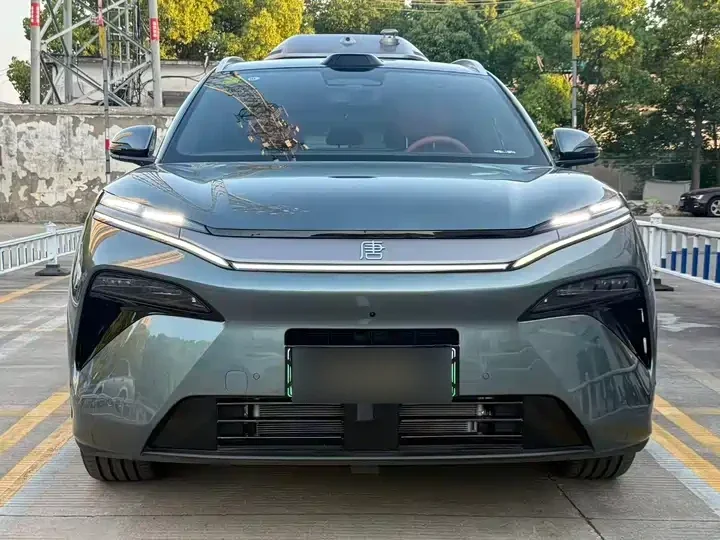 BYD Tang L DM 175 km Drone Player Edition