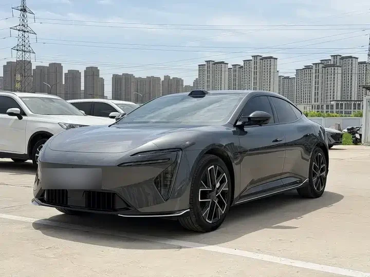 Avatr 06 Ultra EV