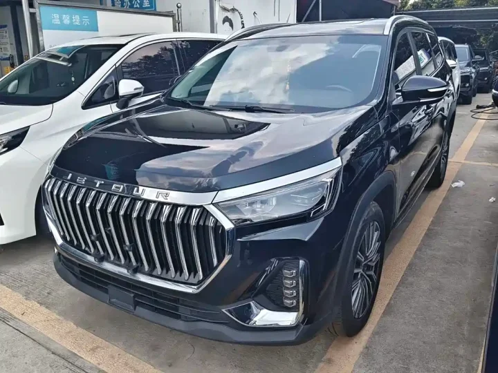 Jetour X90 Plus 1.6TD 7DCT Big Family Joy Edition 7-Seater