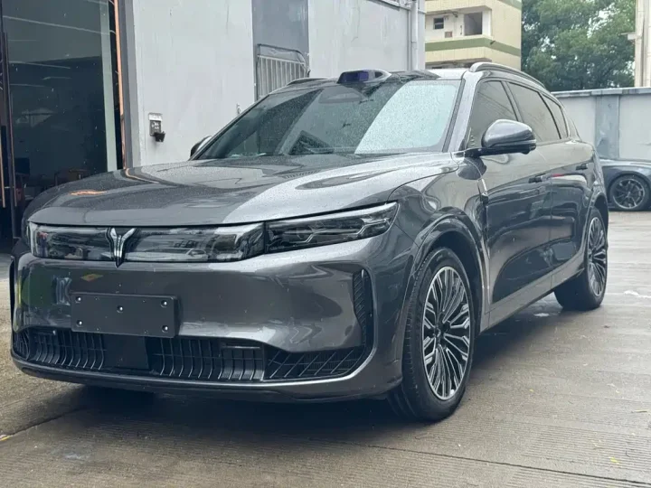 Voyah FREE+ AWD Qiankun Edition