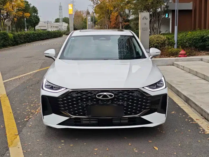 Chery Arrizo 8 1.6T DCT Luxury