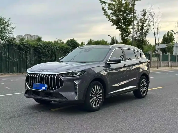 Jetour X70 Plus 1.5T 6DCT Champion MAX 5-Seater