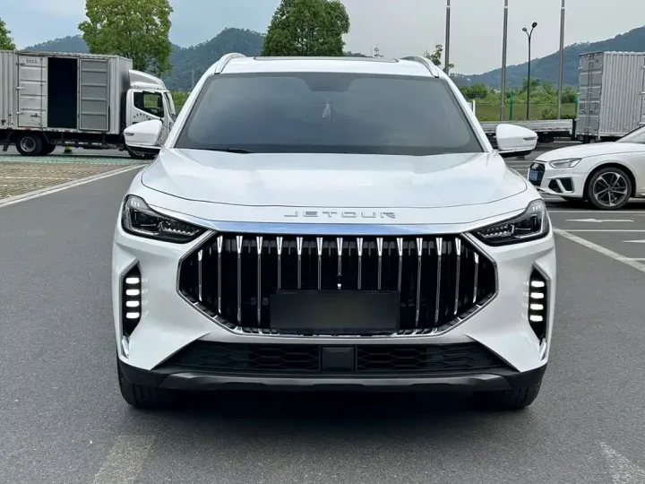 Jetour X70 Plus 1.5T 6DCT Champion MAX 7-Seater