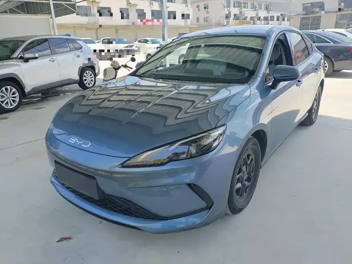 BYD Seal 05 DM-I Intelligent 55 km Luxury Edition
