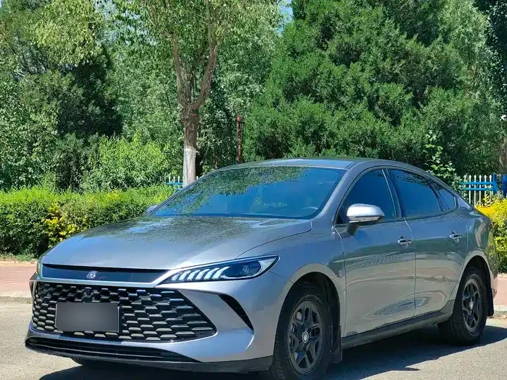 BYD Qin Plus DM-I Intelligent 55 km Leading Edition