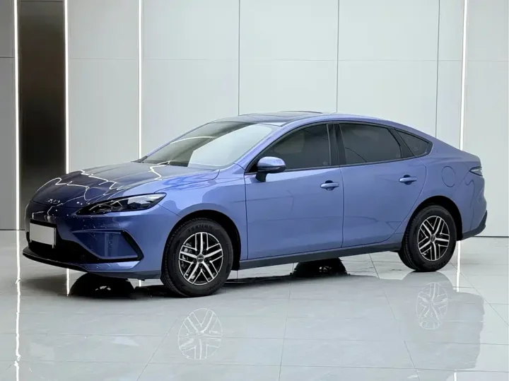 BYD Seal 05 DM-I 210KM Premium Edition