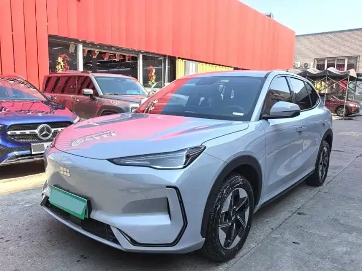 Geely Galaxy E5 530 km Voyage Edition