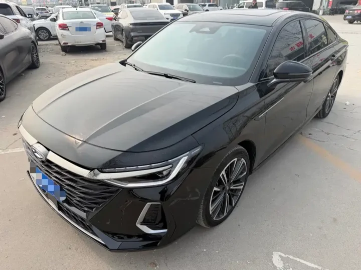Chery Arrizo 8 High-Performance Edition 2.0T DCT Yu