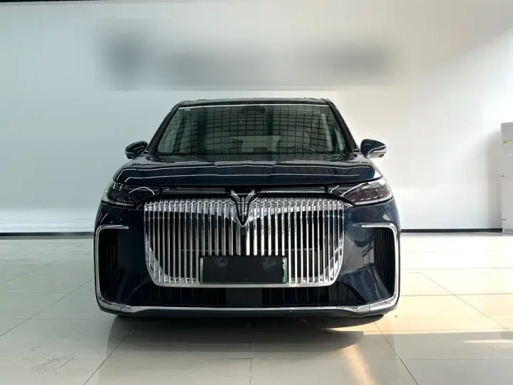 Voyah Dream PHEV AWD Flagship Kunpeng Edition