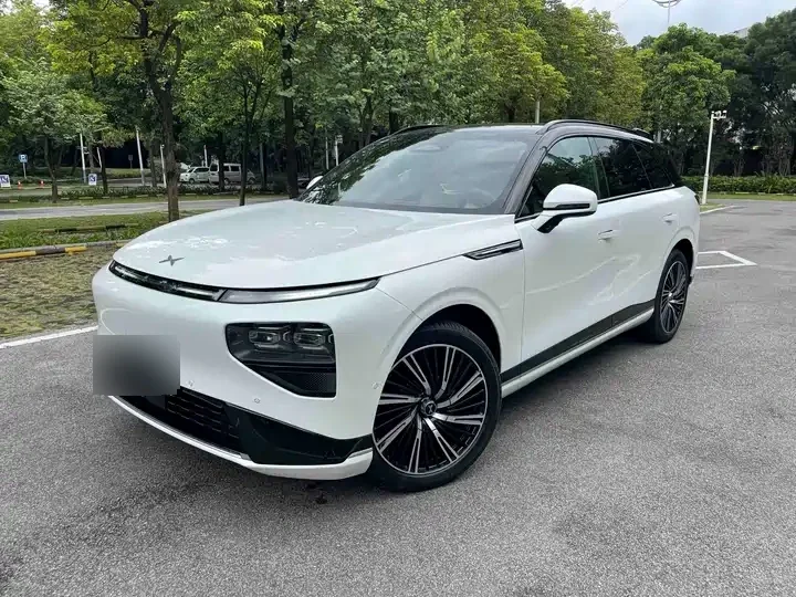 XPENG G9 725 Max Edition