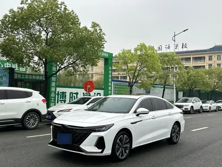 Chery Arrizo 8 1.6T Zhi