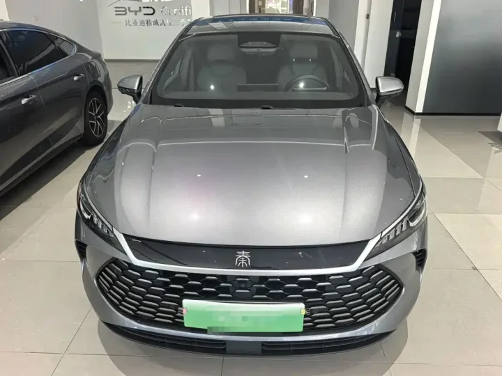 BYD Qin Plus DM-I 120km Beyond Edition