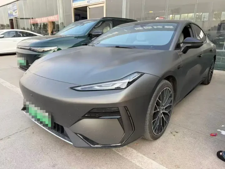 Geely Galaxy E8 620km AWD Starship High Performance