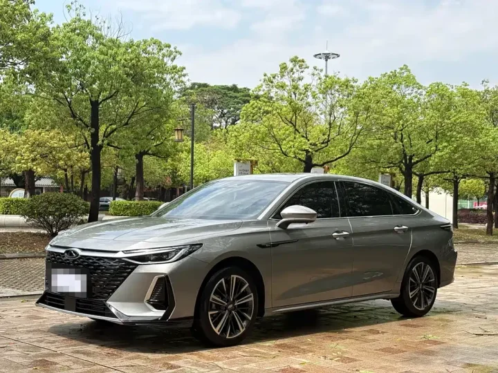 Chery Arrizo 8 1.6T DCT Zhi Edition