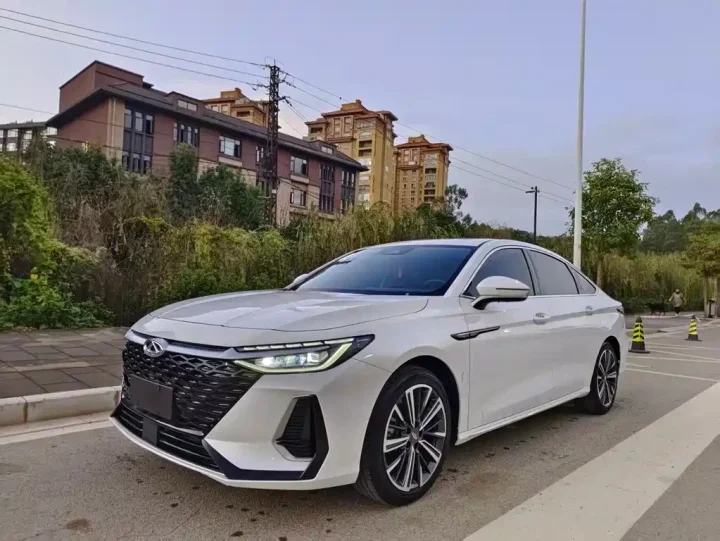 Chery Arrizo 8 1.6T DCT Zhi Edition