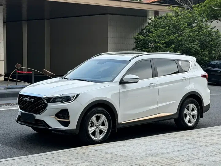 Jetour X70 1.5T 6MT Beyond Edition 7-Seater