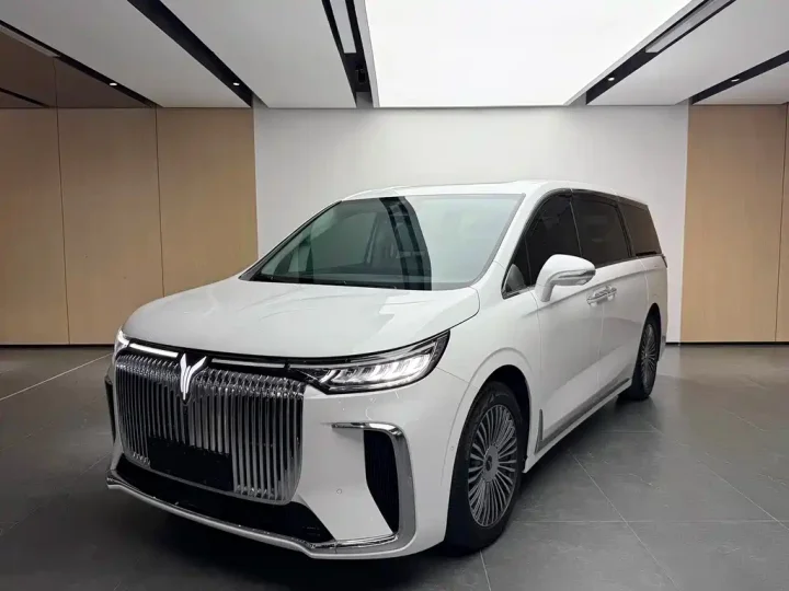 Voyah Dream PHEV AWD Excellence Kunpeng Edition