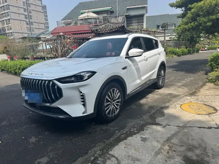 Jetour X70 Plus 1.5T 6DCT Champion PRO 7-Seater