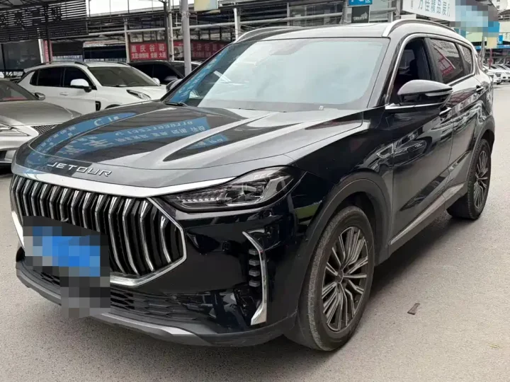 Jetour X70 Plus 1.5T 6DCT Champion PRO 5-Seater