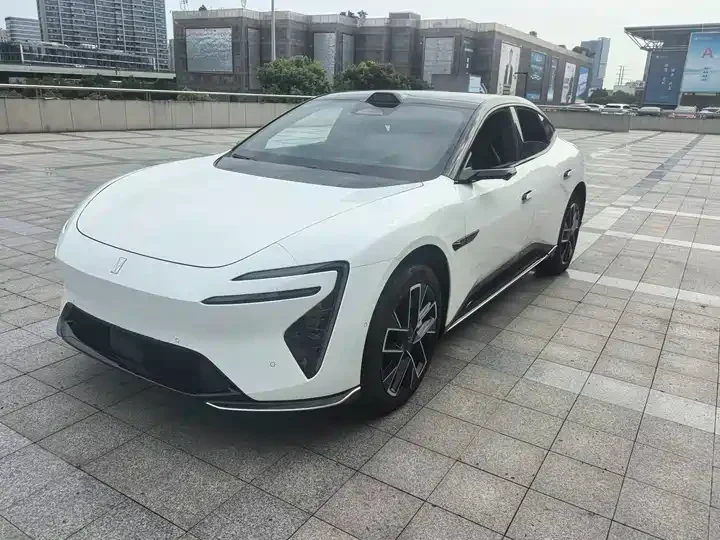 Avatr 06 Ultra EV
