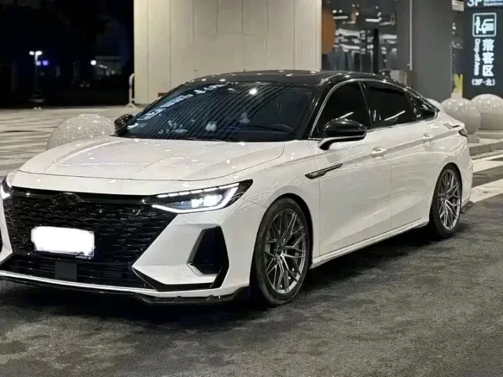 Chery Arrizo 8 1.6T DCT Shang Edition