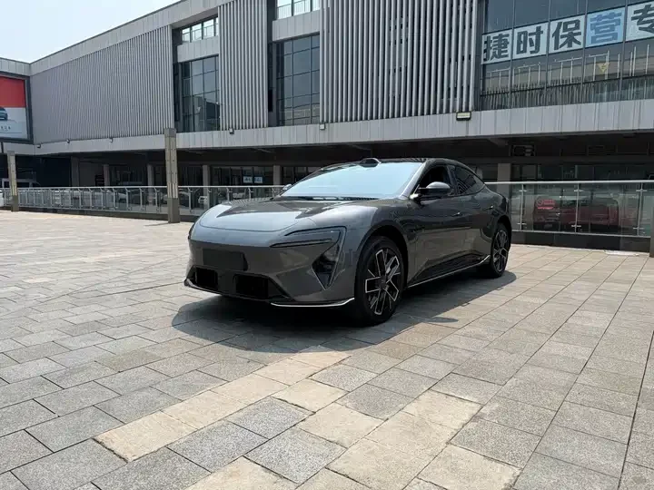 Avatr 06 Ultra EV