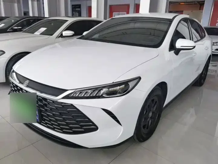 BYD Qin Plus DM-I Intelligent 55 km Leading Edition