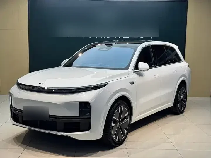 Li Auto L8 Ultra Smart Refresh Edition