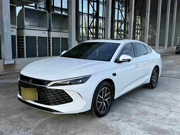 BYD Qin L DM-I Intelligent Driving 120KM Leading Edition