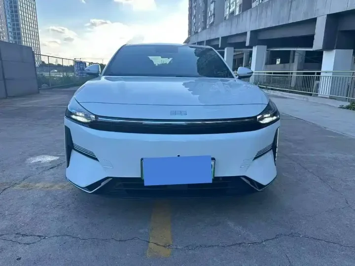 Geely Galaxy L6 60km AIR