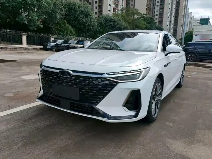 Chery Arrizo 8 1.6 DCT You