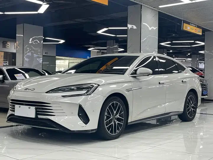 BYD Seal DM-I 1.5T 121 km Flagship