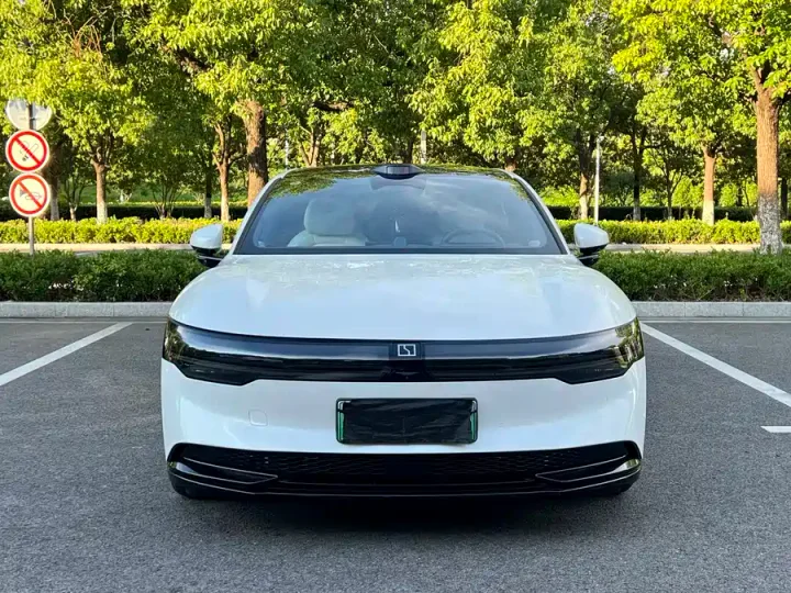 Zeekr 007 RR Intelligent Driving 75kWh