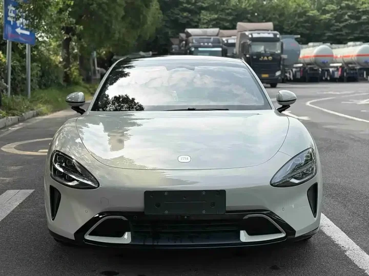 Xiaomi SU7 RWD Standard Founder Edition