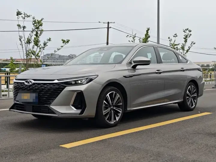 Chery Arrizo 8 1.6T DCT Zhi