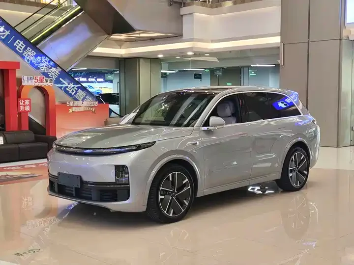 Li Auto L8 Ultra Smart Refresh Edition