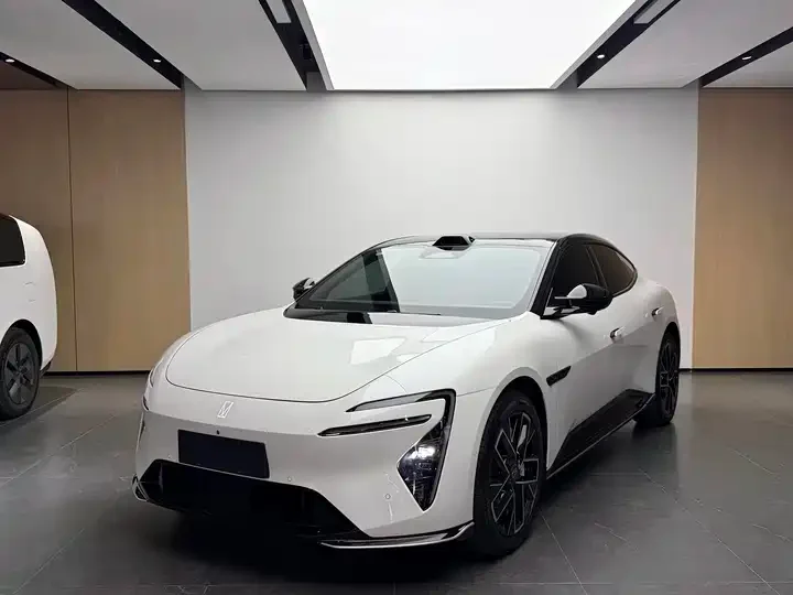 Avatr 06 Ultra EV